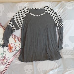 Long sleeve tee shirt